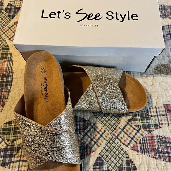 Let’s See Style Sandal - New w/ Box - Picture 6 of 9